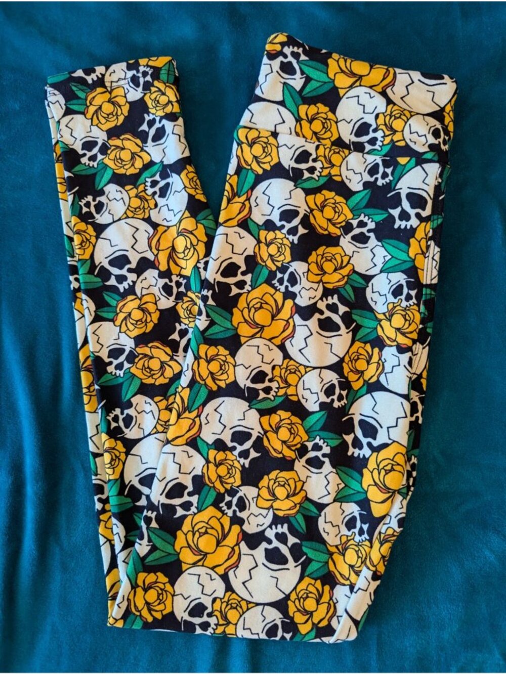 Yellow Rose & Skull Patterned Leggings Soft Stretch Fabric Womens Casual Wear On